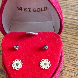 14K Gold Floral Stud Earrings